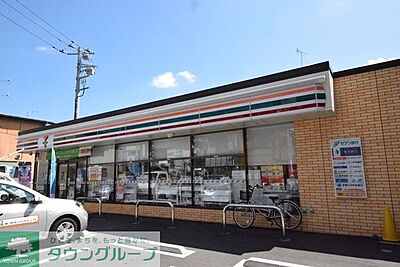 周辺：セブンイレブン川崎小倉神社前店 徒歩3分。 240m