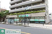 すこやか薬局 徒歩3分。 210m