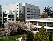 私立明治大学生田校舎 410m