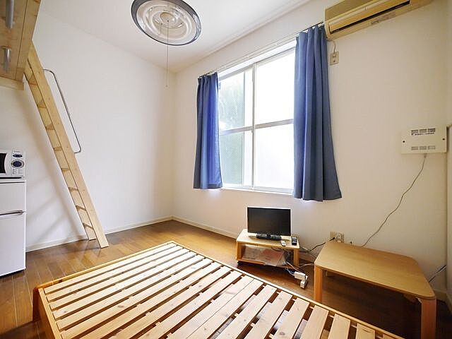 寝室