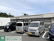 ミニストップ鎌倉十二所店 徒歩11分。 850m