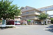康心会湘南東部総合病院 徒歩13分。病院 990m