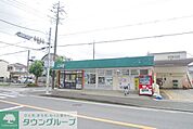 ユーコープ岡崎店 徒歩6分。スーパー 420m