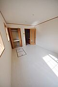 ★エアコン付きで快適生活★