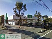 Fuji松が丘店 徒歩11分。スーパー 810m