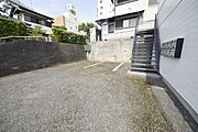 ★敷地内駐車場あります★
