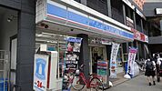 ローソン東久留米駅東口店 徒歩7分。コンビニ 520m