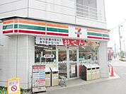セブンイレブン東大和市駅南店 245m