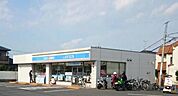 ローソン西東京北原店 徒歩10分。コンビニ 770m