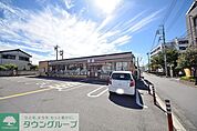 ファミリーマート飯能駅北口店 徒歩10分。 780m