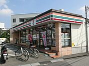 セブンイレブン川越霞ケ関東1丁目店 607m