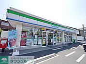 ファミリーマート所沢旭町店 徒歩6分。コンビニ 450m