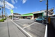 ミニコープ緑町店 徒歩4分。スーパー 430m