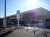 ヤオコー所沢椿峰店 648m