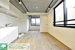 グラウンデュークス西大島 3階1LDKのリビング/ダイニング