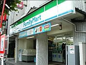ファミリーマート新川中央大橋店 164m