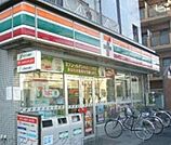 セブンイレブン千住桜木店 徒歩5分。コンビニ 380m