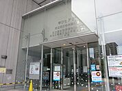 足立区立中央図書館 400m