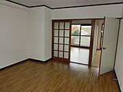 ★9．6帖の広々ＬＤＫ・綺麗なフローリングの部屋です★