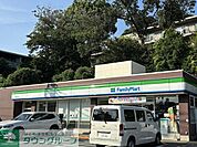 ファミリーマート 用賀の杜店 徒歩6分。 460m