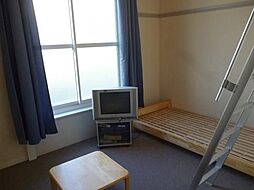 レオパレス中央 201 2階1Kのリビング/ダイニング