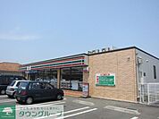 セブンイレブン昭島美堀町1丁目店 徒歩9分。コンビニ 670m