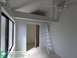 アザーレ・キュリオス国立 205 2階1Kのリビング/ダイニング