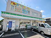 ファミリーマート久米川辻店 徒歩5分。 350m