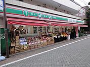 ローソンストア100吉祥寺本町店 374m