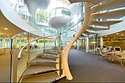 成蹊大学情報図書館 831m