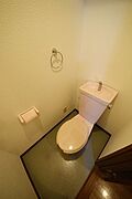 ★清潔感のあるトイレですね★