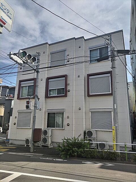 7 / 9