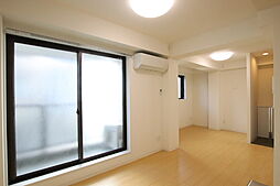 メゾンＹ 201 2階ワンルームのリビング/ダイニング