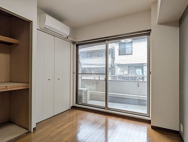寝室