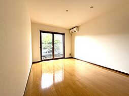 フラワーヒルズ 102 1階1Kのリビング/ダイニング