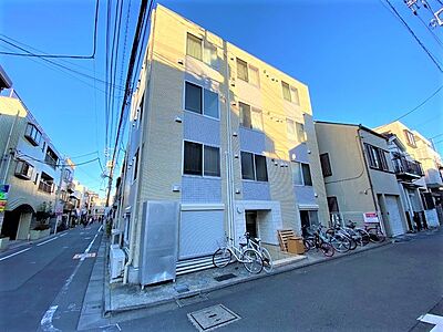 外観：★住宅街の角地に御座います★