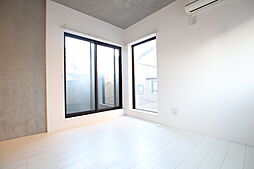 ＴＥＲＲＡＣＥ　ＥＢＩＳＵ 304 3階ワンルームのリビング/ダイニング