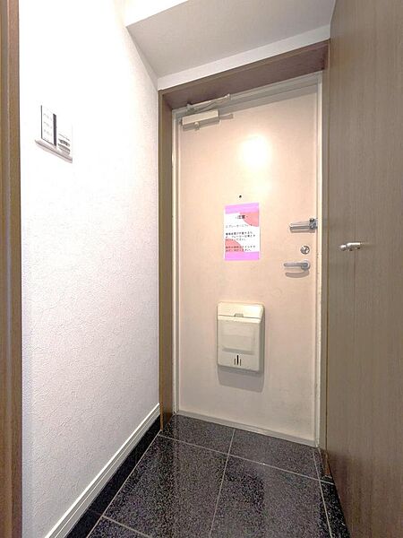 玄関を拡大表示