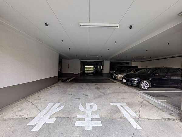 駐車場を拡大表示