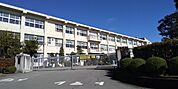 笛吹市立石和中学校　徒歩28分