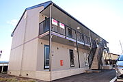 ☆2階建　軽量鉄骨のアパート☆
