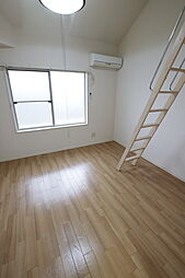 ピアテラス 202 2階ワンルームのリビング/ダイニング