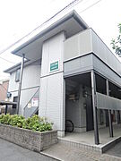 角地に立地・敷地内駐輪場・ゴミ置場ございます