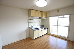 メゾンながた野Ａ 302 3階2DKのリビング/ダイニング