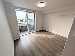 ビクトワールII 303 3階1Kのリビング/ダイニング