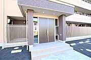 オートロック付いてます。