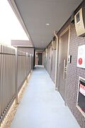 1階の共有廊下です。