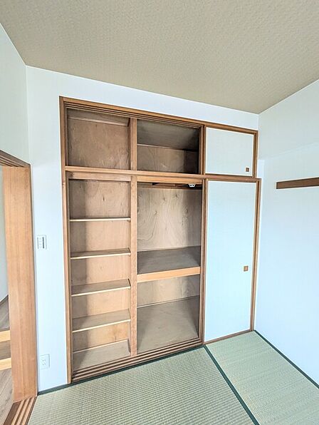 5.4畳和室の収納