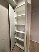 キッチンにも収納あり♪