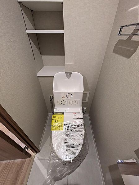 清潔感のあるトイレ空間。シンプルで使いやすく、毎日を快適にサポートします。(2026年7月撮影)